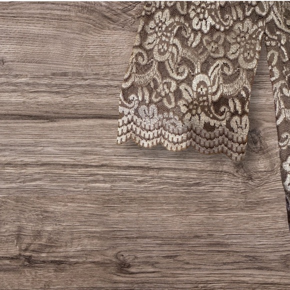 Jessica Howard Metallic Lace Dress | Ruched Waist | Size 12 | Dillard’s EUC - Picture 2 of 8